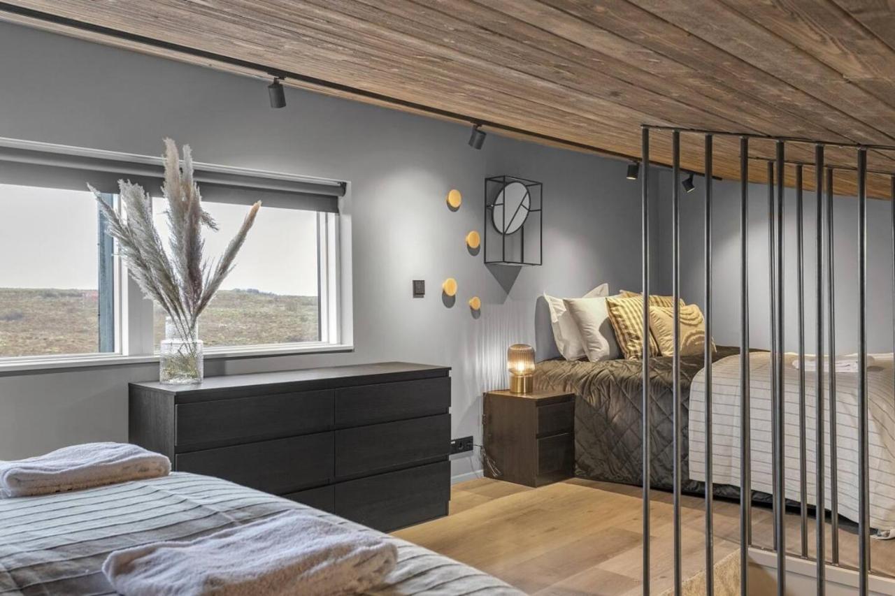 Luxury Log Home With A Hot Tub Selfoss Buitenkant foto